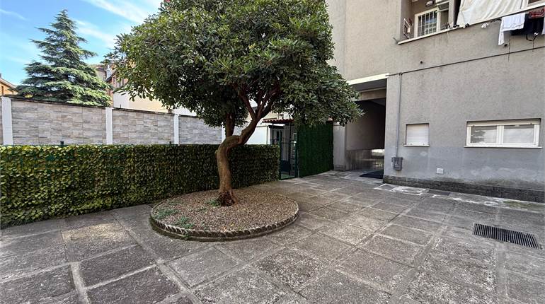 UFFICIO - CORSO XXII MARZO / PORTA VITTORIA