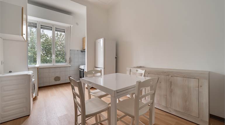 TRILOCALE RISTRUTTURATO IN STABILE D'EPOCA